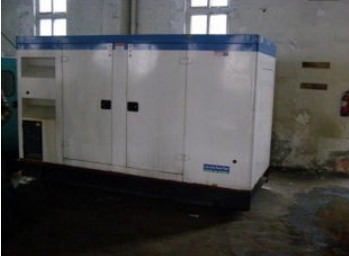 东英镇康明斯150kw大型柴油二手发电机组 东英镇康明斯150kw大型柴油二手发电机组